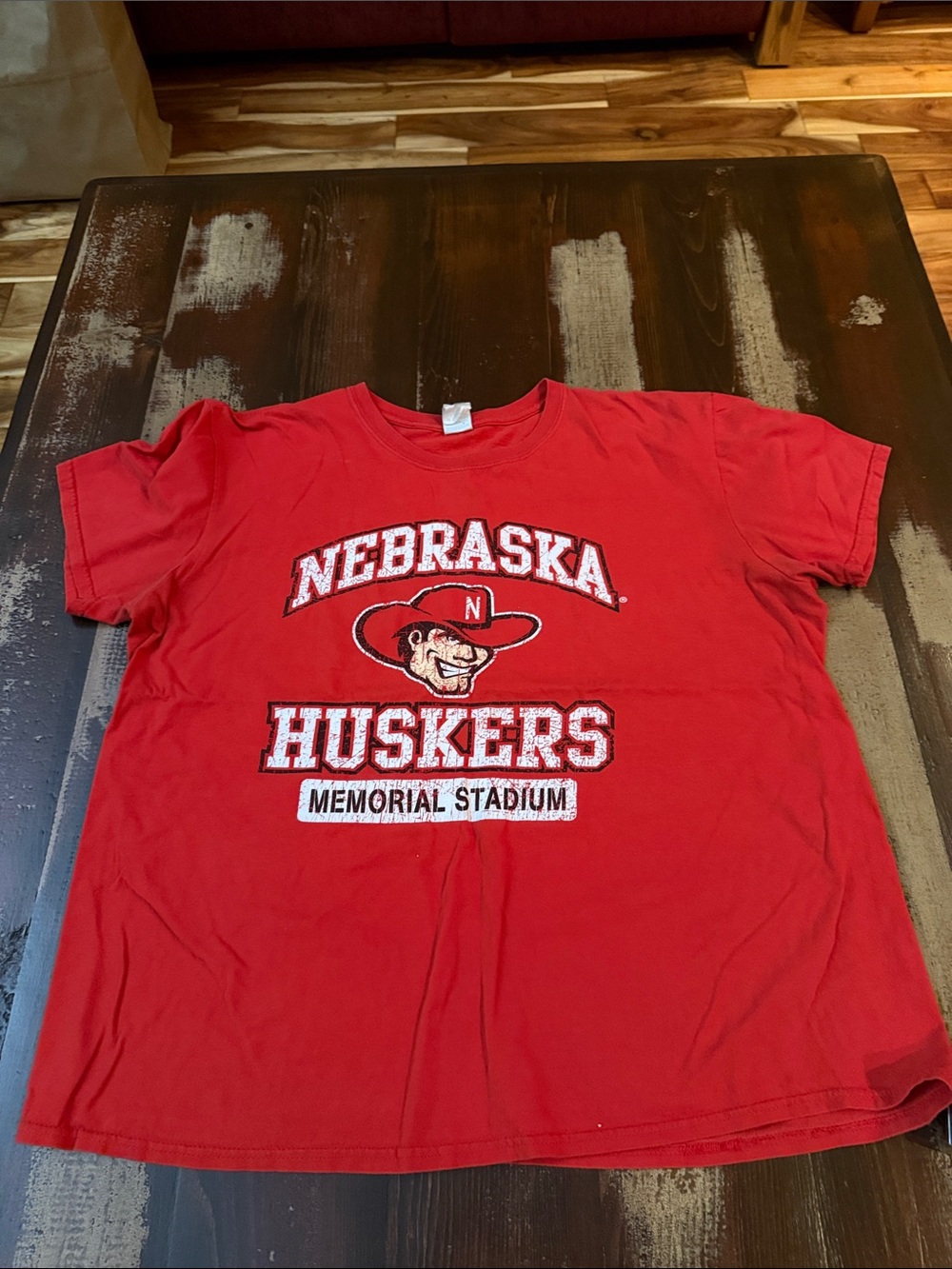 Gildan Red Nebraska Huskers Graphic Tee